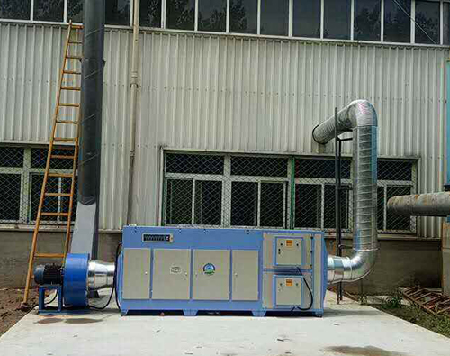 天津橡膠廠密煉機除塵器+除味設備調試運行 天津橡膠廠密煉機除塵器+除味設備調試運行