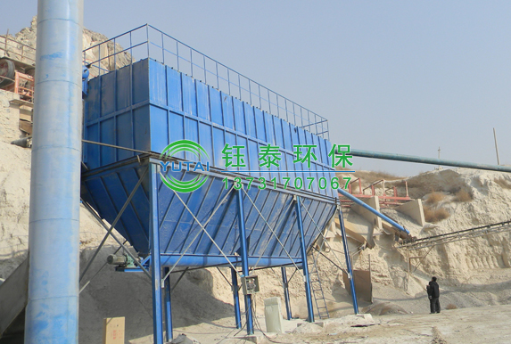 內蒙古DMC-240礦山布袋除塵器已發貨 內蒙古DMC-240礦山布袋除塵器已發貨